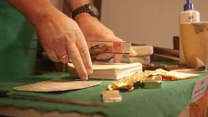 Handwerk des Goldschlägers: Vorführung mit Goldschlägermeister
