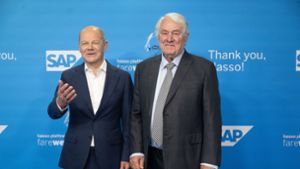 SAP-Chef: Kanzler Scholz verabschiedet SAP-Mitgründer Hasso Plattner