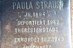 In der Gablenberger Hauptstraße wurde Paula Straus zur Erinnerung ein Stolperstein gesetzt Foto: cg